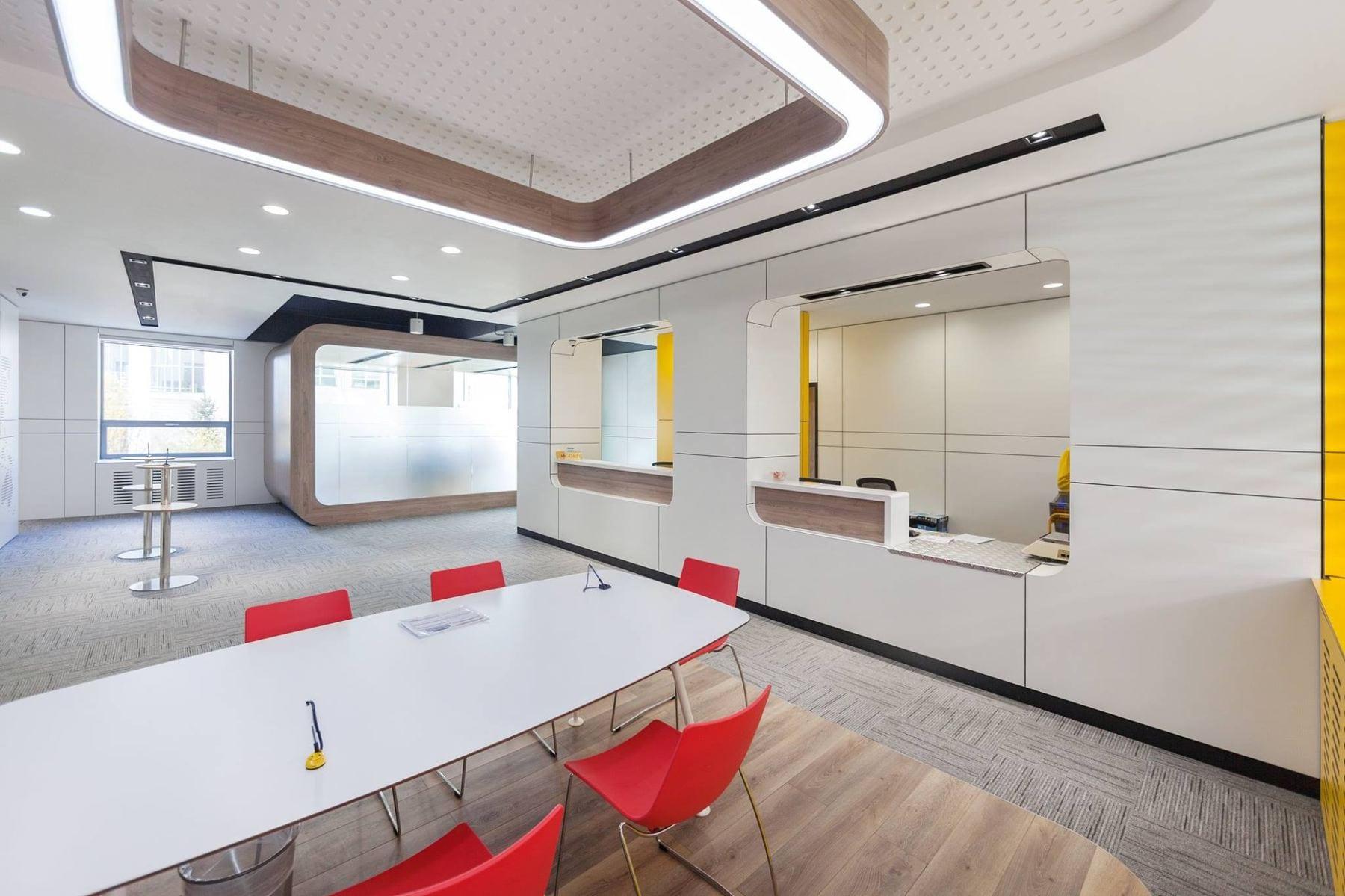 DHL Express — office
