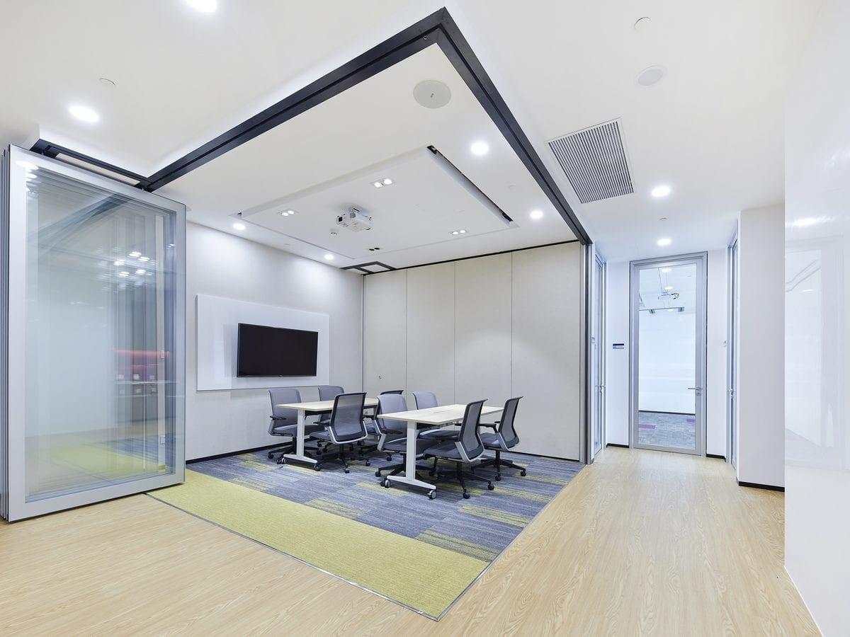 Parthos movable wall — office